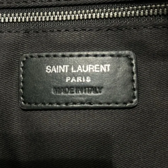 Yves Saint Laurent Black and White Quilted Tote - Picture 7 of 8